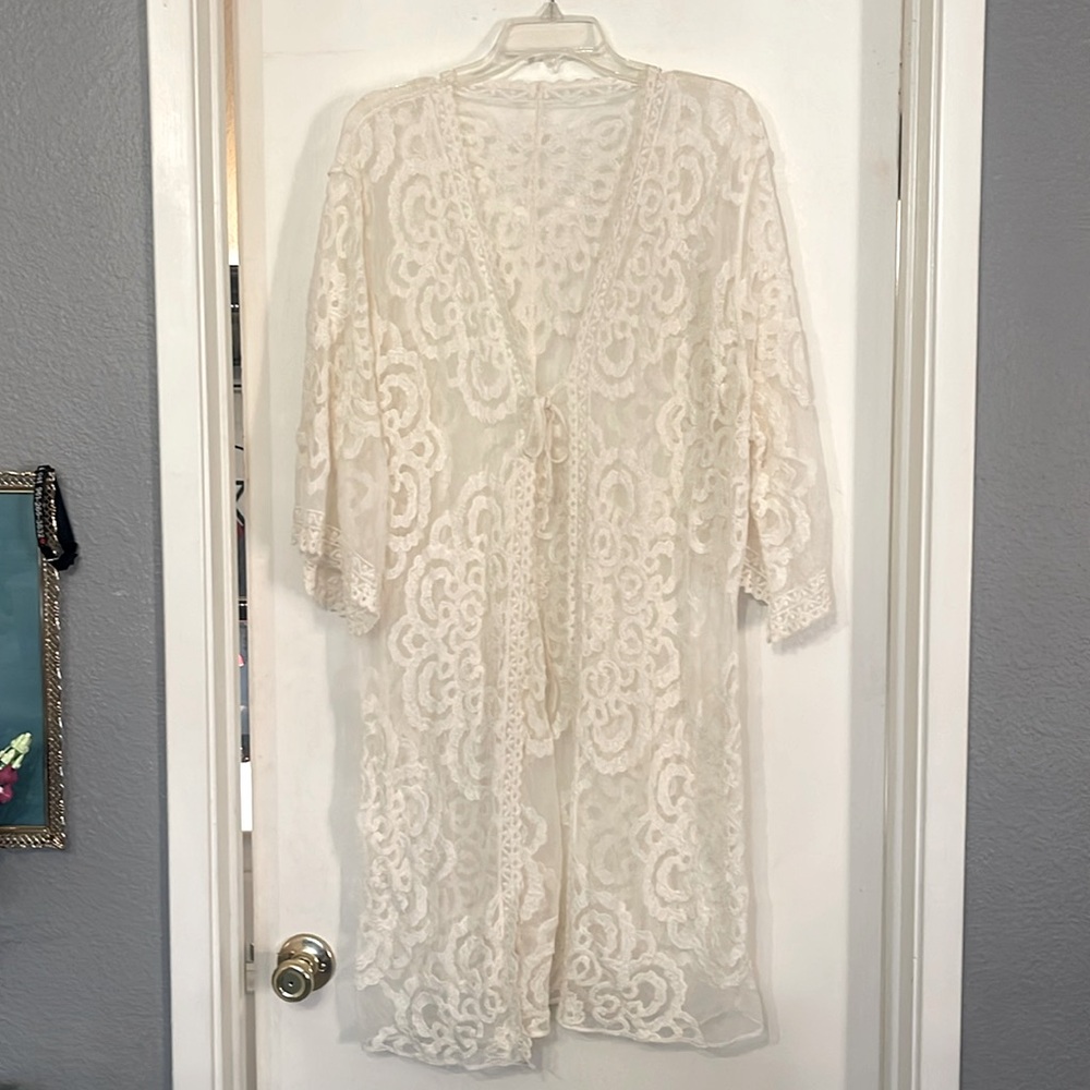 Lace Ivory Cover Up Robe kimono